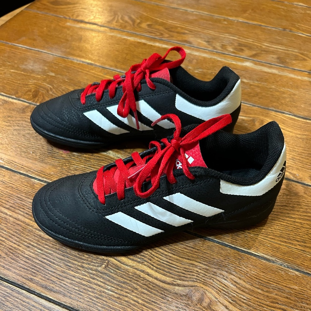 Adidas Goletto 6 G26370 Black Soccer Cleats Athletic Shoe Boys Size: US 4.5